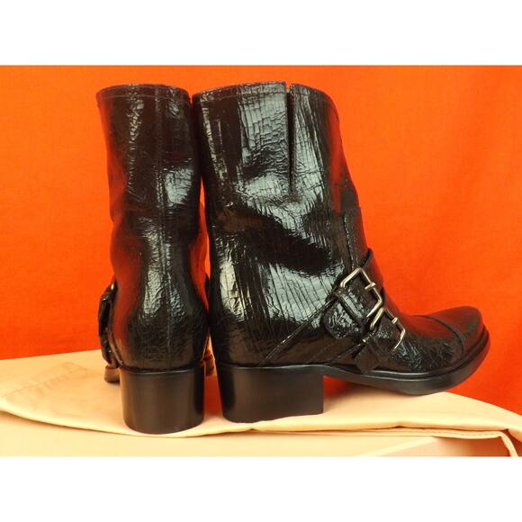 NEW MIU MIU PRADA BLACK CRACKED LEATHER MOTO BIKER 2X BELTED SHORT BOOTS 37 $895 - Picture 9 of 12